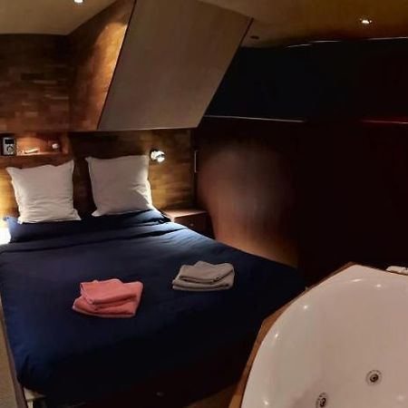 Le Bateau Ivre Hotel Bordeaux Eksteriør billede